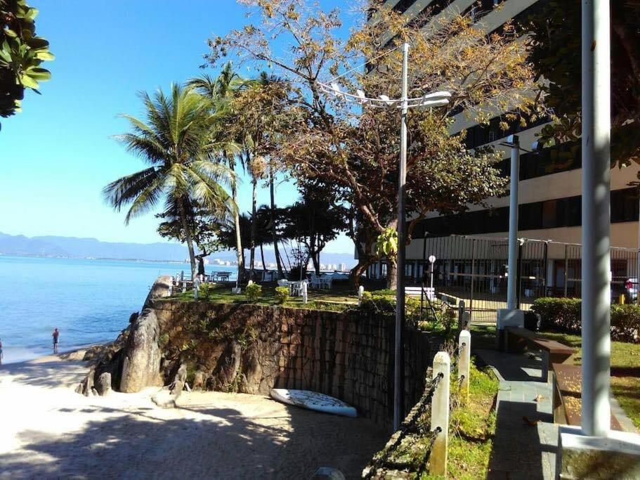 Apto Areia Azul-pe Na Areia- Petfriendly Premium Na Prainha *